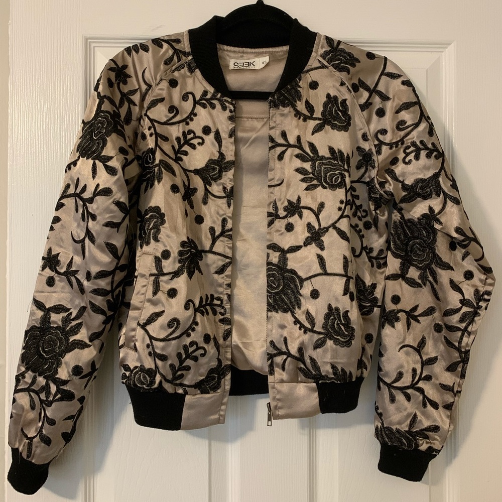 Embroidered bomber jacket